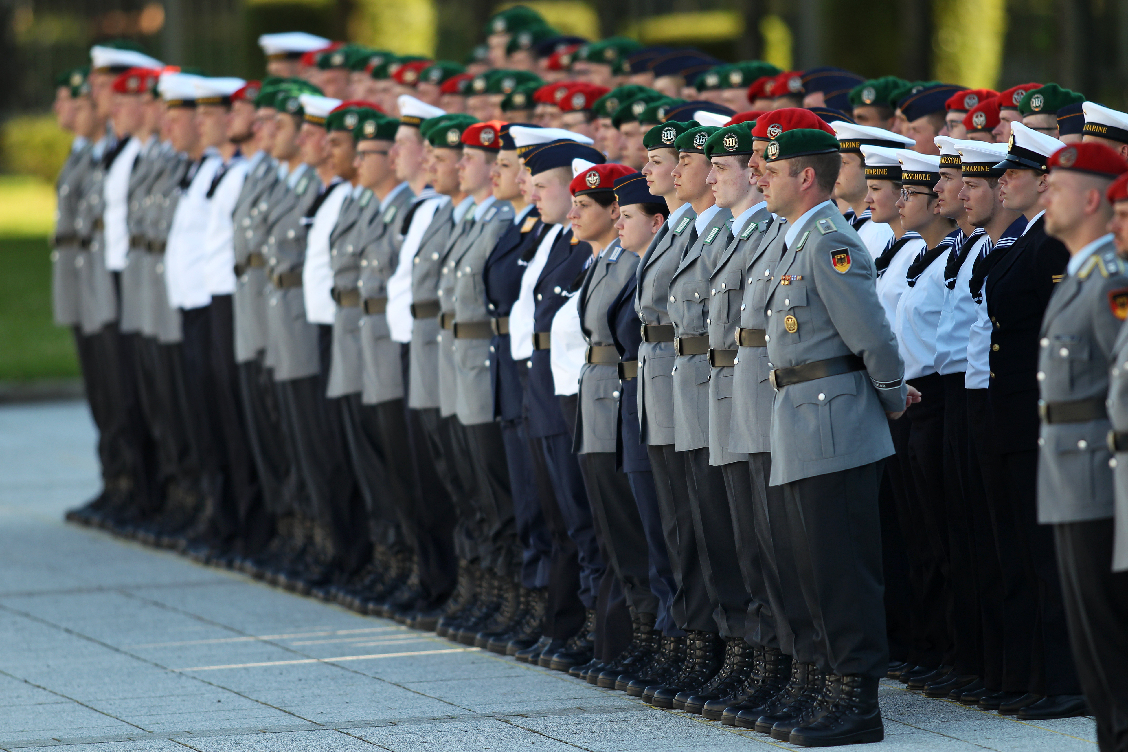 Artikelgesetz Fur Eine Attraktivere Bundeswehr