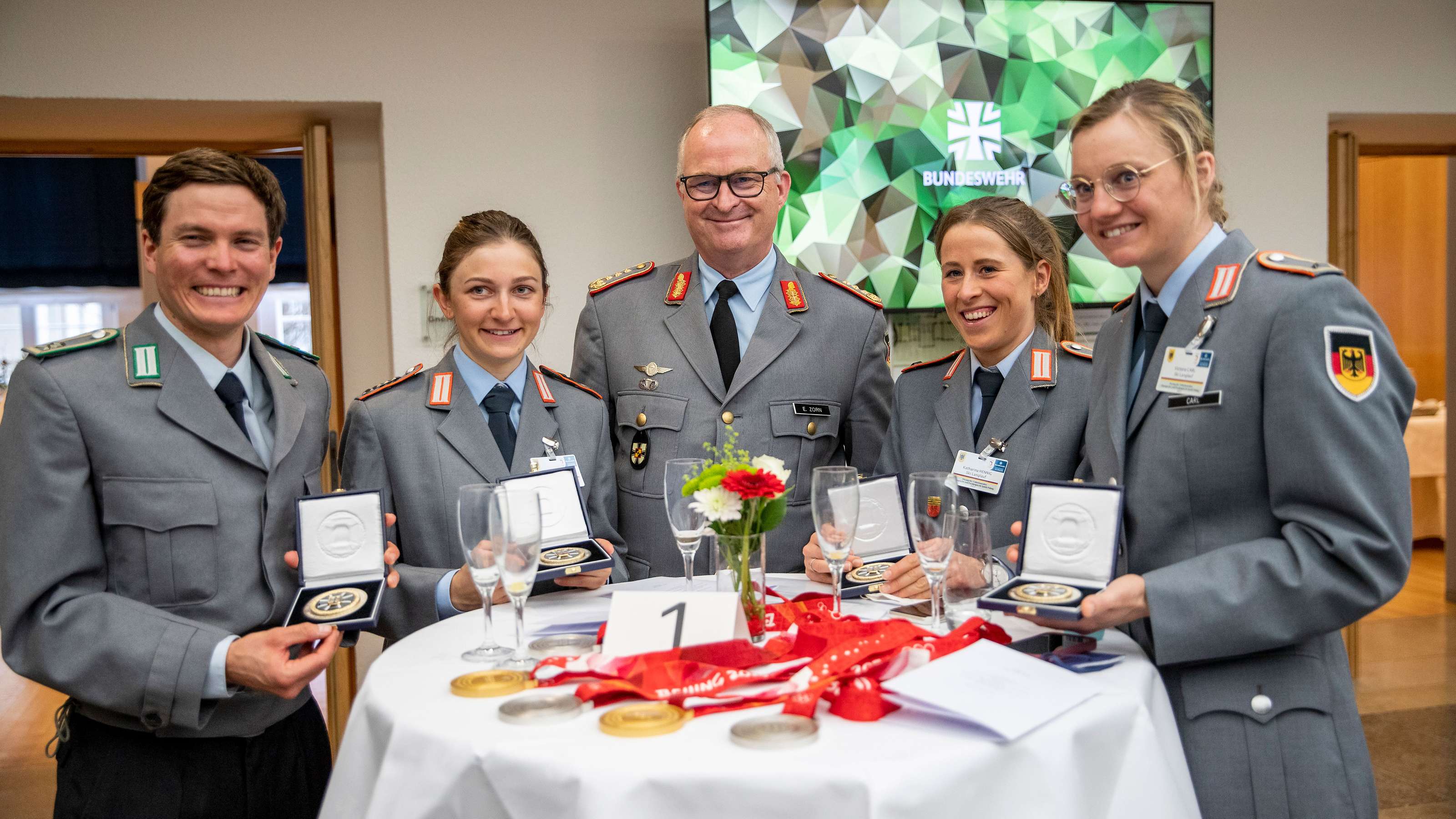 Olympia und Paralympics Team der Bundeswehr geehrt