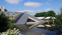 Gebäude (Außenansicht) des Bundesministeriums der Verteidigung in Bonn